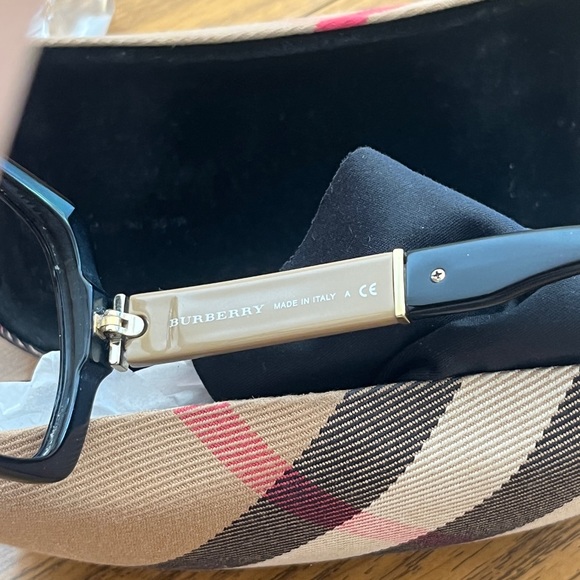 Burberry Frame and case - Picture 5 of 12